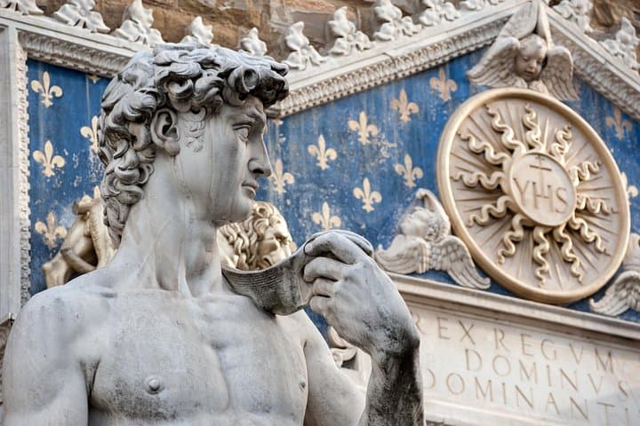 BE THE FIRST: Early Bird Florence Walking Tour & Accademia Gallery (David)
