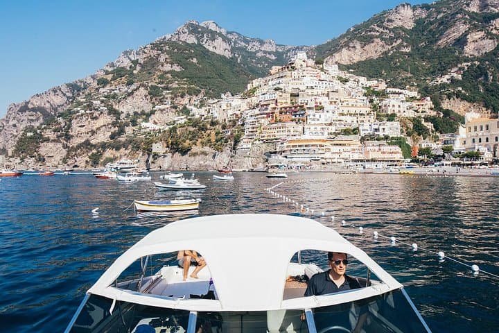 Spend a marvelous day seeing the Amalfi Coast by boat!