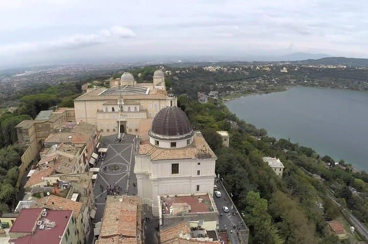 Private Rome Countryside Tour: Lakes, Wine , Food & Culture