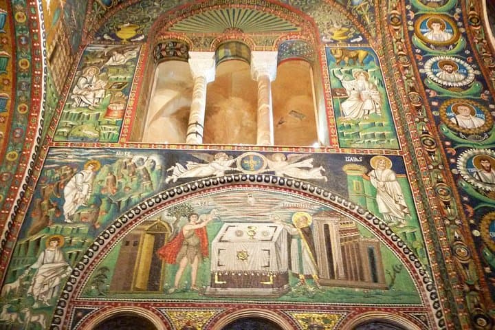 Ravenna walking tour: stunning byzantine mosaics (Unesco)