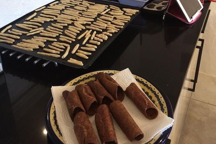 Private cooking class - pasta and cannoli from scratch