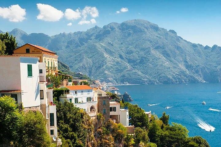 Amalfi Coast Small-Group Day Trip from Rome Including Positano
