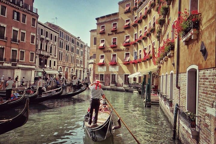 Venetian Wonders: Day Trip to Venice from Bergamo