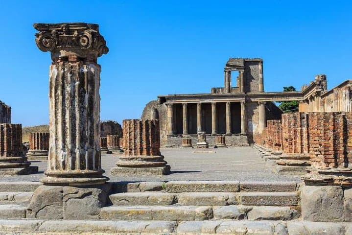Pompeii excavations