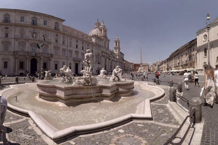 Navona Square