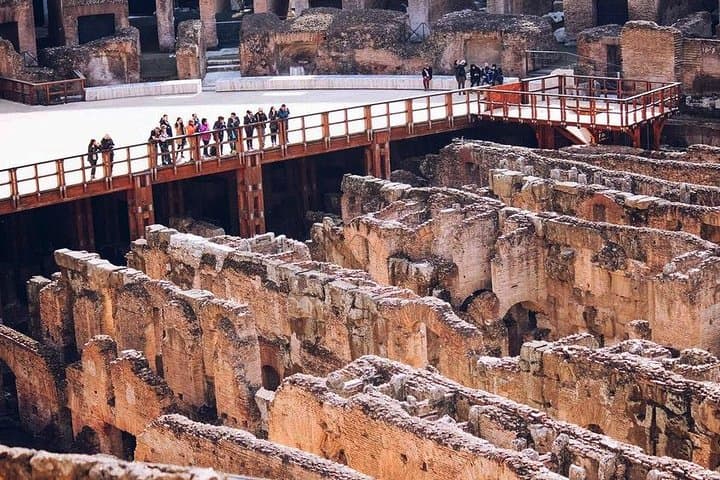 Colosseum Gladiator's Arena & Ancient Rome Group Tour