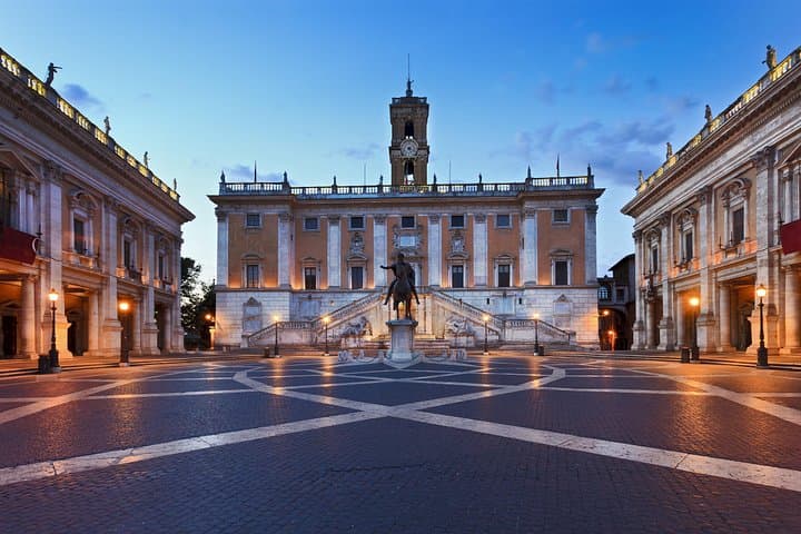 Capitoline Museum Experience with Multimedia Video