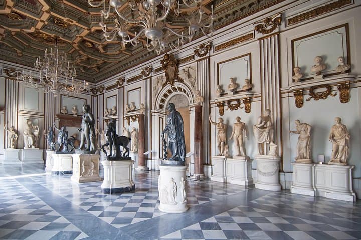 Capitoline Museum Experience with Multimedia Video