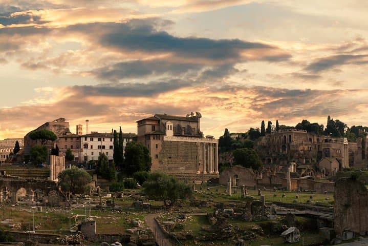 Colosseum, Roman Forum Guided Tour