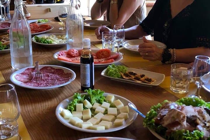 Food tasting