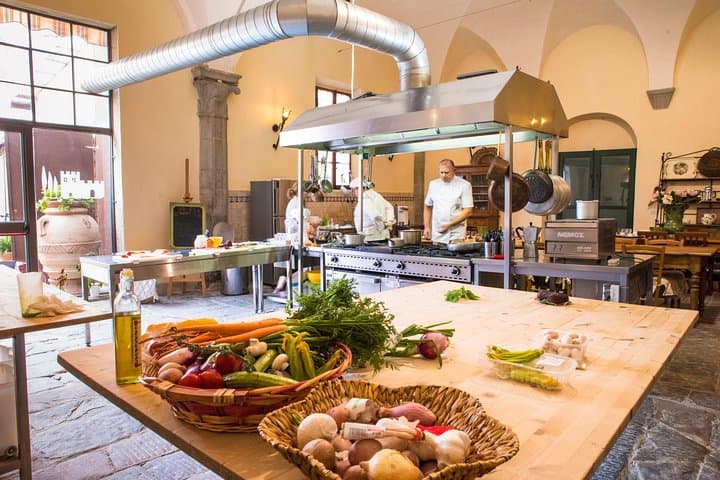 7 Day intense weekly cooking course from Florence