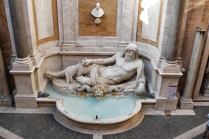 Capitoline Museum Experience with Multimedia Video