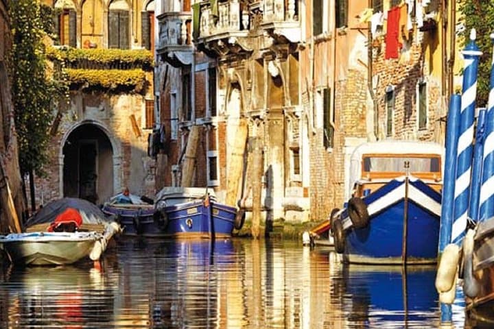 Florence and Venice by Train from Rome: 2-Day Small Group Tour