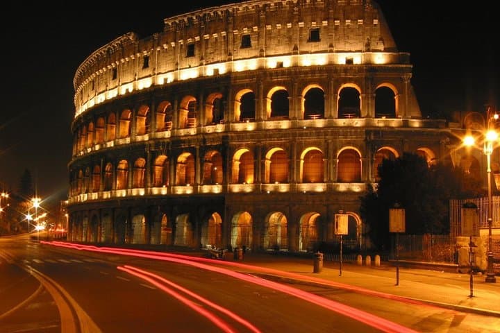 ...take a shot of the most iconic places...