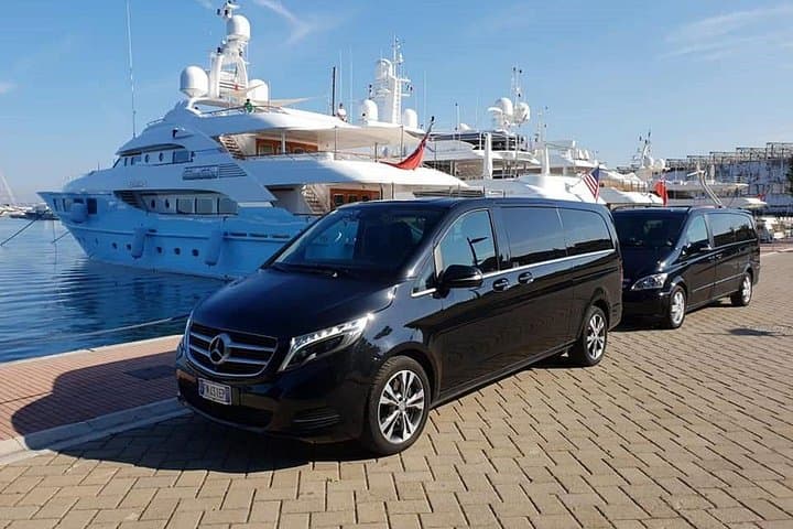 luuxury vehicles