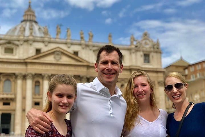 Early Morning Vatican: Small Group Tour Max 6 People or Private