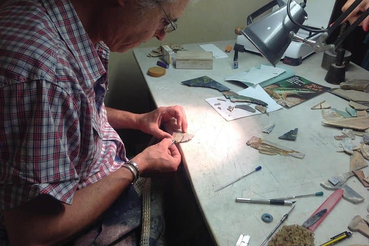 Handmade in Florence: Private Artisans & Shopping Experience