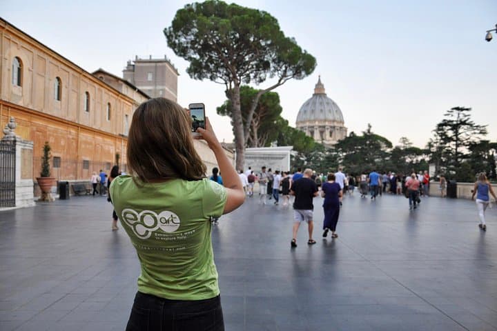 Taking photos of the Cupola