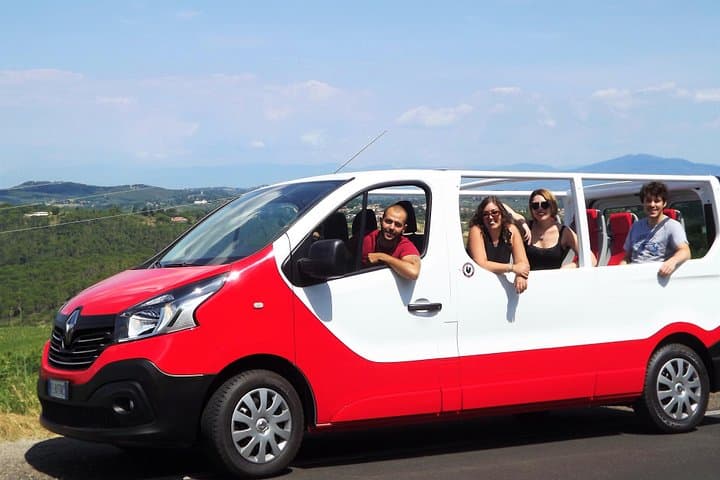 Safari in Chianti Open Top Van and Tasting Wine