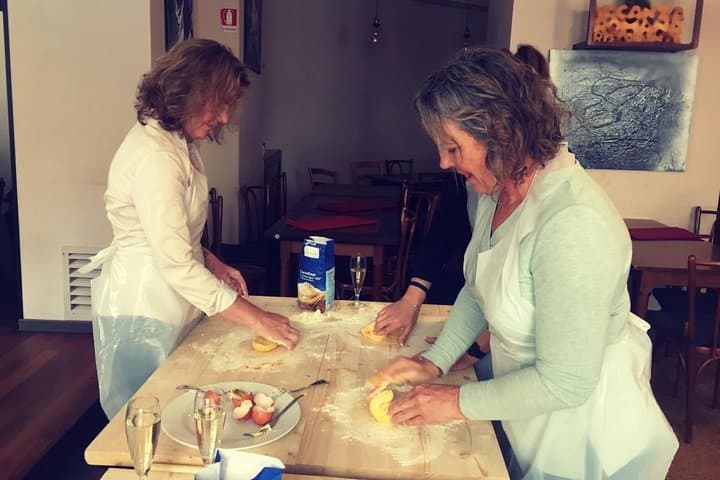 Private Walking Tour of Rome and a Cooking Class