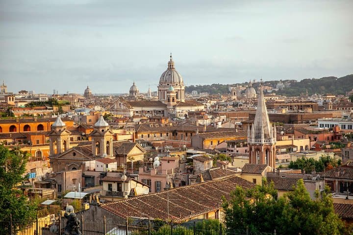 Kickstart Tour with a Local in Rome