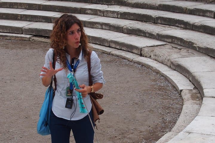 Tour in the ruins of Pompeii with an archaeologist