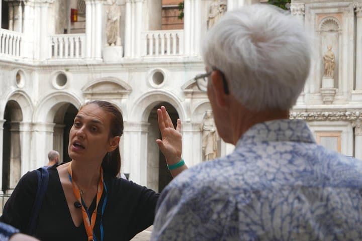 St. Mark’s Basilica & Doge’s Palace Guided Tour with Gondola Ride