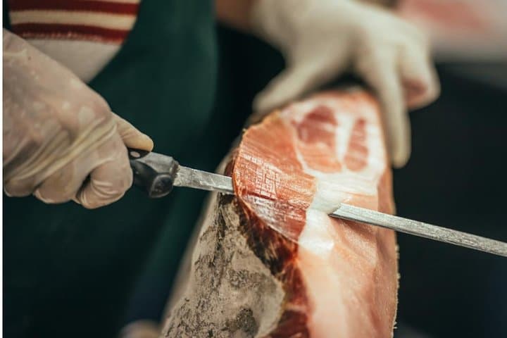 Discover Parma’s Flavors: Parmigiano & Prosciutto Food Tour