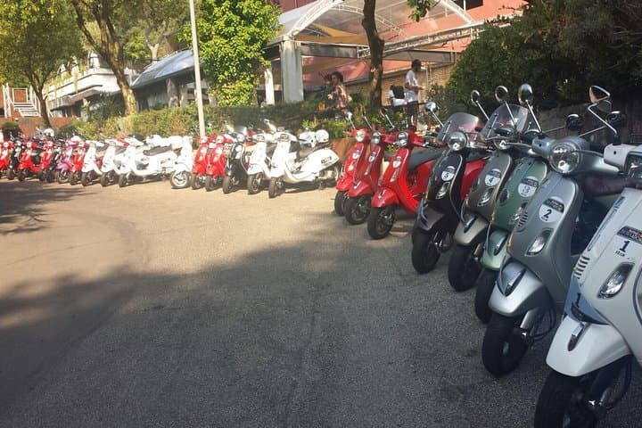 Vespa Rental in Rome 24 hours
