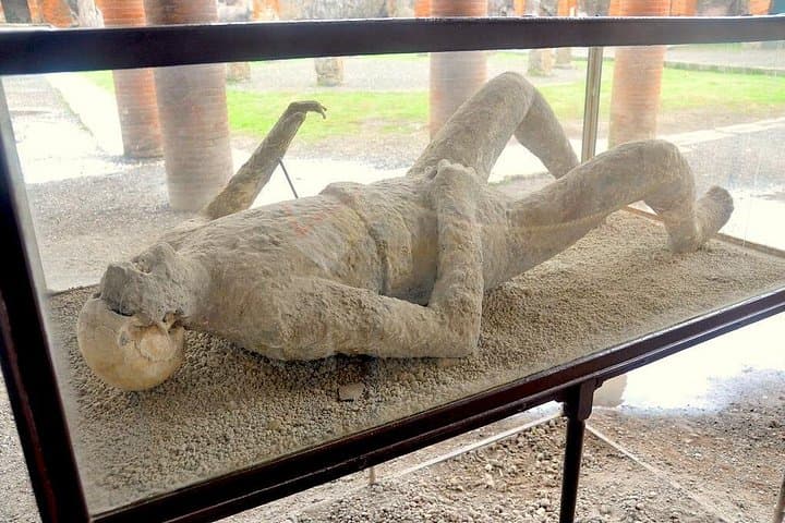 Pompeii human cast