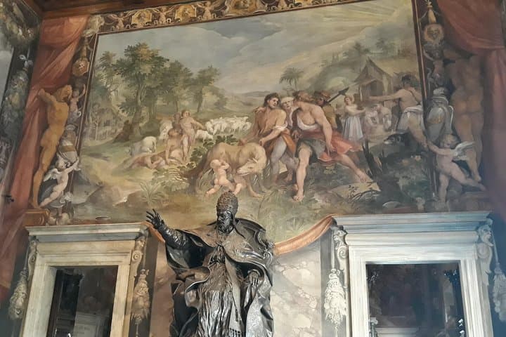 Capitol Hill and Capitoline Museums - Skip the line Private Tour