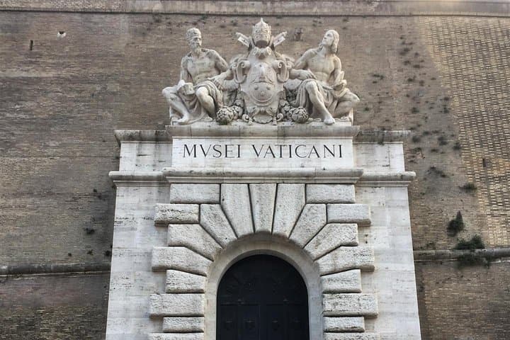 Skip the line Vatican Museums, Sistine Chapel + Optional Basilica