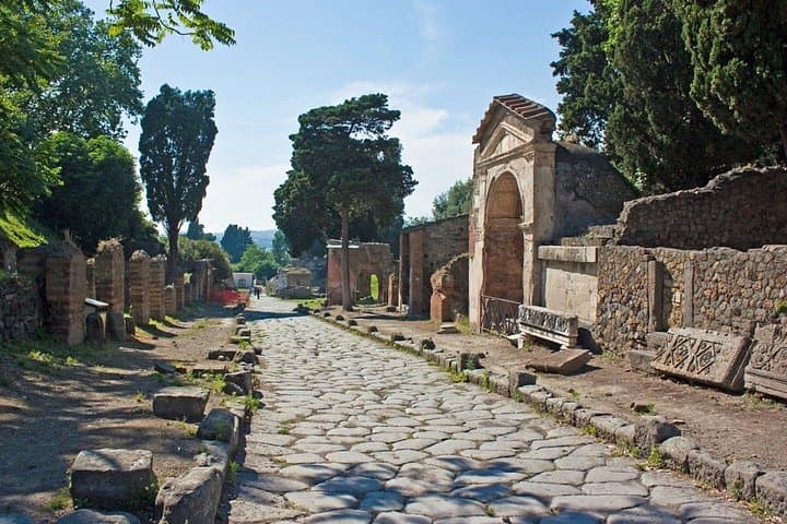 One of Pompeii's ancient streets