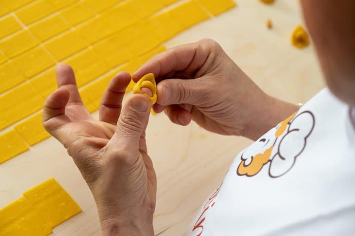 Bologna: Pasta, Tiramisu or Lasagna Class with Wine