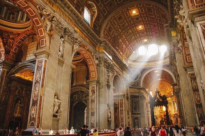 Vatican Museum & Sistine Chapel Fast-track entry Tickets