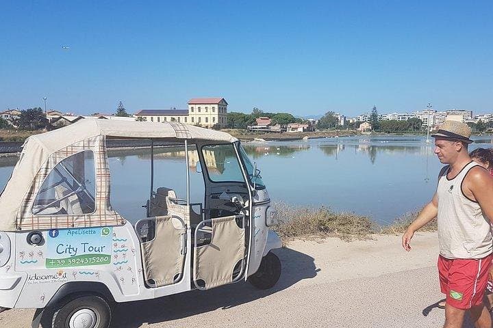 Apelisetta tuk tuk: 1 tour of Cagliari