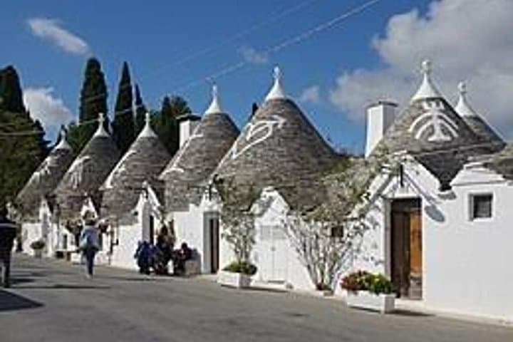 Historic Center Of Bari, Locorotondo, Alberobello And Polignano