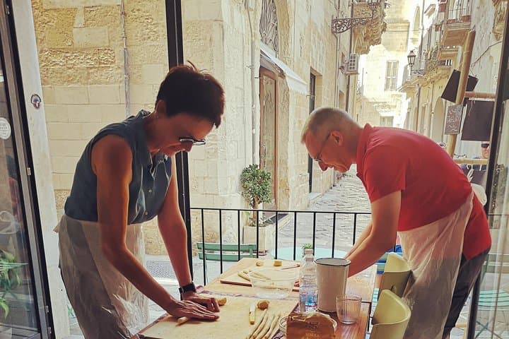 Pasta Cooking Class in the Baroque of Lecce