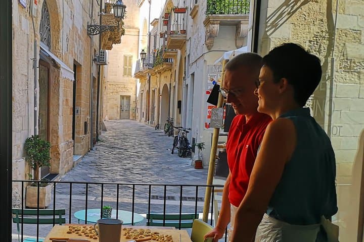 Pasta Cooking Class and Wine Tasting in the Baroque of Lecce