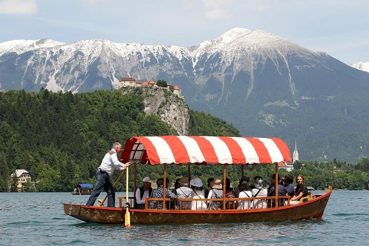 Pletna at Lake Bled