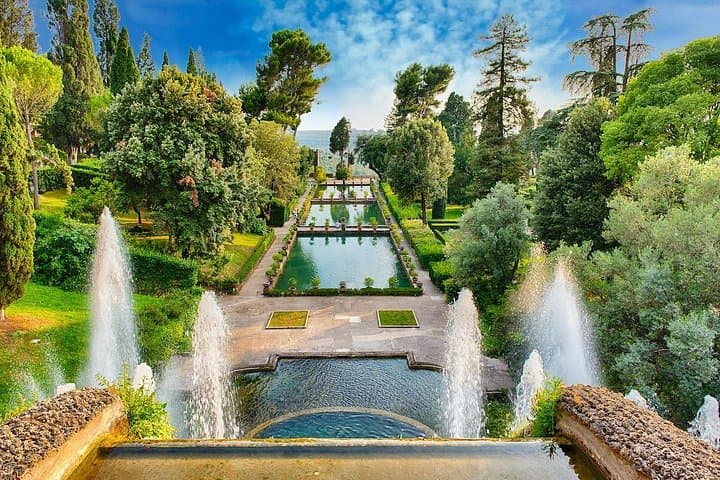 Tivoli Day Tour: Discover Hadrian's Villa and Villa d'Este