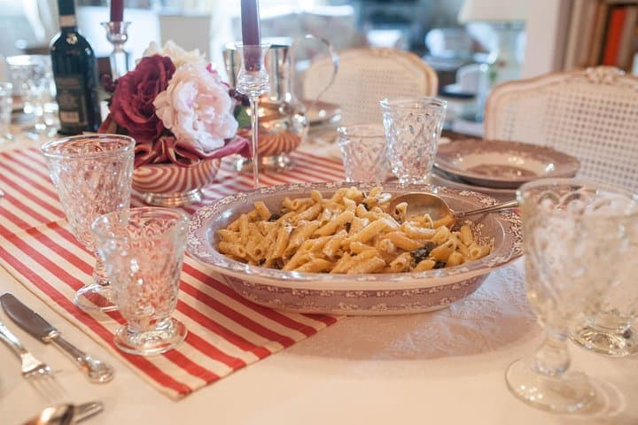 Dining Experience at a local's Home in Campofelice di Roccella with Show Cooking