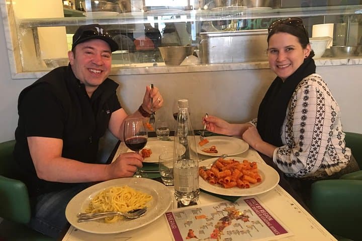 Rome Food Tour with Foodie Guide around Piazza Navona & Trevi Fountain