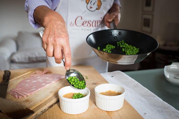 Small Group Market tour and Cooking class in Forlì
