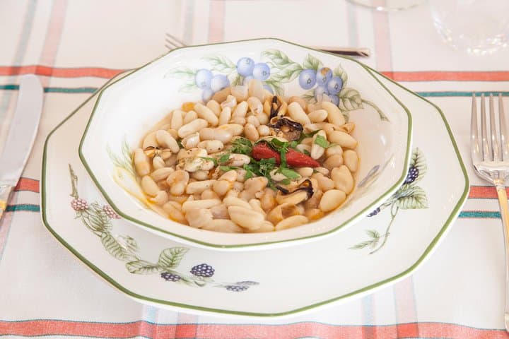 Small Group Market tour and Dining Experience at a Cesarina's home in Brindisi