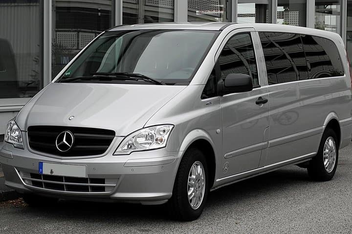 Private transfer from Amalfi to Naples