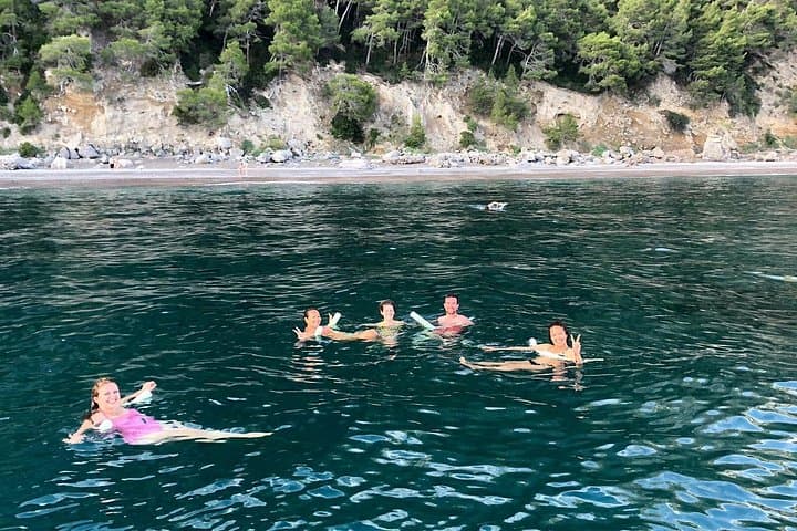 Small Group Amalfi Coast Day Trip from Positano or Praiano