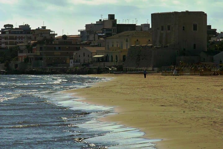 Pozzallo Beach @WalkAroundSicily Taxi transfer