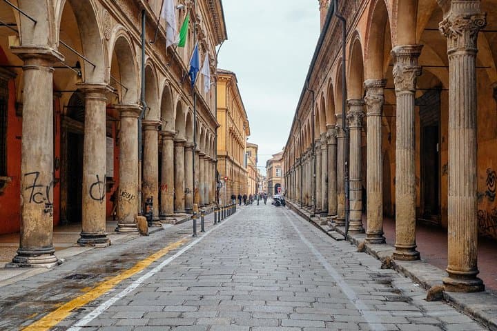 Bologna Private City Kickstart Tour