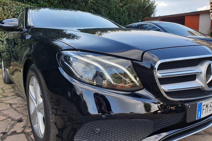 Private Departure Transfer: Hotel to Rome Fiumicino Airport